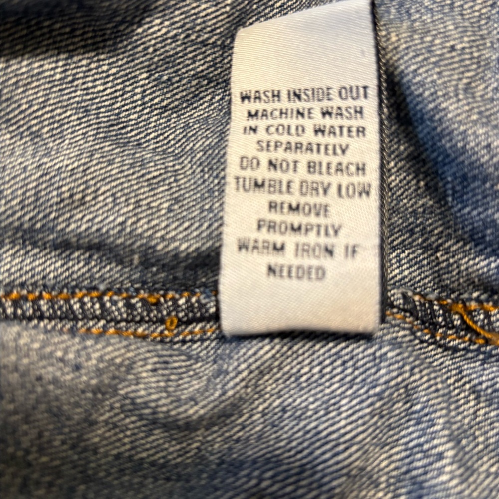 Distressed Jean jacket - Picture 6 of 6